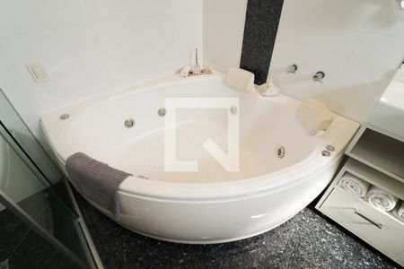 Apartamento à venda com 120m², 3 quartos e 3 vagasBanheiro da Suíte 1