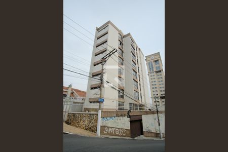 Apartamento para alugar com 123m², 3 quartos e 2 vagasFachada