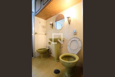 Apartamento para alugar com 123m², 3 quartos e 2 vagasBanheiro Social