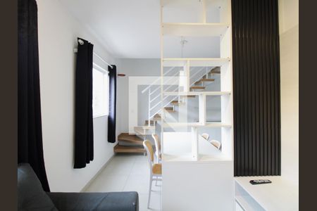 Sala de casa de condomínio para alugar com 2 quartos, 82m² em Vila Dom Pedro Ii, São Paulo