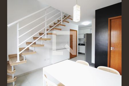 Sala de casa de condomínio para alugar com 2 quartos, 82m² em Vila Dom Pedro Ii, São Paulo
