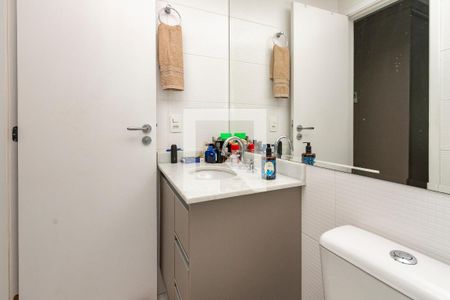 Apartamento à venda com 66m², 2 quartos e sem vagaBanheiro da Suíte