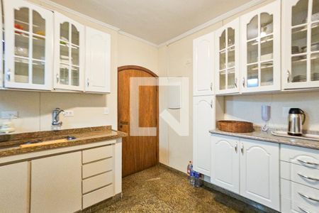 Apartamento para alugar com 171m², 4 quartos e 2 vagascozinha