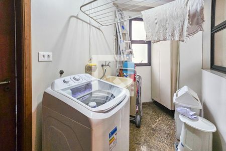 Apartamento para alugar com 171m², 4 quartos e 2 vagasÁrea de serviço