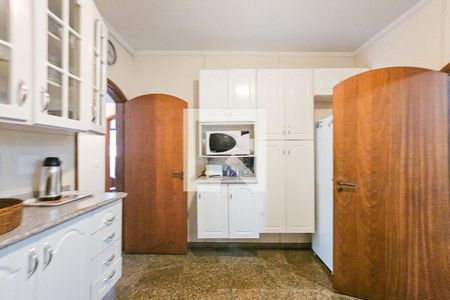 Apartamento para alugar com 171m², 4 quartos e 2 vagascozinha