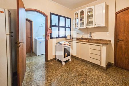 Apartamento para alugar com 171m², 4 quartos e 2 vagascozinha