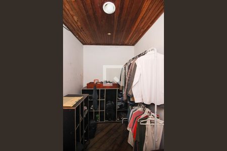 Casa à venda com 302m², 3 quartos e 3 vagasCloset da suíte