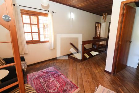 Casa à venda com 302m², 3 quartos e 3 vagasHall social