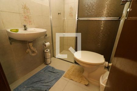 Casa à venda com 302m², 3 quartos e 3 vagasBanheiro de serviço