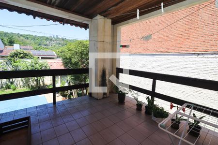 Casa à venda com 302m², 3 quartos e 3 vagasSacada