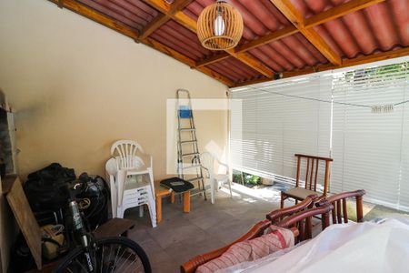 Casa à venda com 302m², 3 quartos e 3 vagasVaranda gourmet