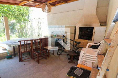 Casa à venda com 302m², 3 quartos e 3 vagasVaranda gourmet