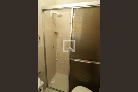 Casa à venda com 302m², 3 quartos e 3 vagasBanheiro de serviço