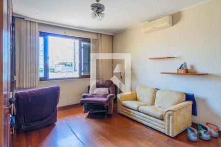 Casa à venda com 300m², 4 quartos e 4 vagas Casa à venda com 300m², 4 quartos e 4 vagasQuarto 3