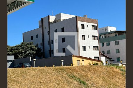 Apartamento à venda com 160m², 3 quartos e 2 vagas Apartamento à venda com 160m², 3 quartos e 2 vagasFachada