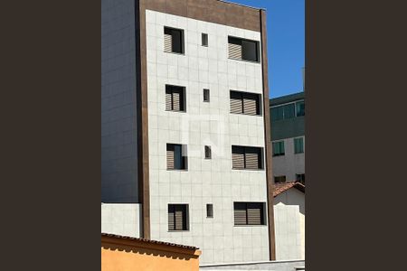 Apartamento à venda com 160m², 3 quartos e 2 vagas Apartamento à venda com 160m², 3 quartos e 2 vagasFachada