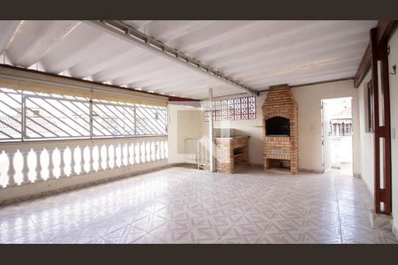 Área Privativa de casa para alugar com 2 quartos, 130m² em Vila Olinda, São Paulo
