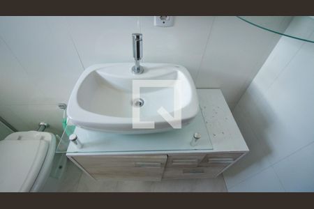 Banheiro da Suíte de casa para alugar com 2 quartos, 130m² em Vila Olinda, São Paulo