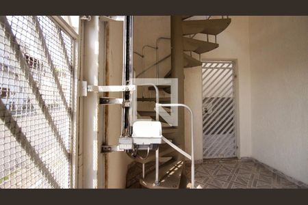 Casa para alugar com 130m², 2 quartos e 2 vagas Casa para alugar com 130m², 2 quartos e 2 vagasGaragem