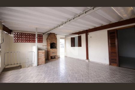 Casa para alugar com 130m², 2 quartos e 2 vagas Casa para alugar com 130m², 2 quartos e 2 vagasÁrea Privativa