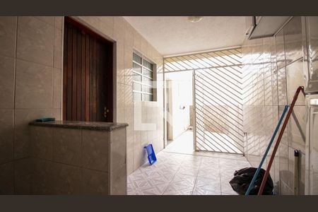 Cozinha de casa para alugar com 2 quartos, 130m² em Vila Olinda, São Paulo