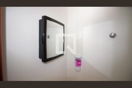 Casa para alugar com 130m², 2 quartos e 2 vagas Casa para alugar com 130m², 2 quartos e 2 vagasBanheiro