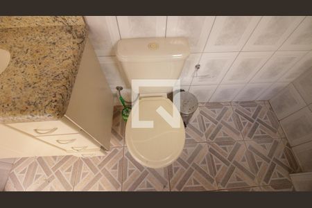 Casa para alugar com 130m², 2 quartos e 2 vagas Casa para alugar com 130m², 2 quartos e 2 vagasBanheiro