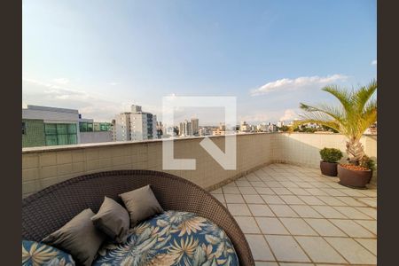 Apartamento à venda com 255m², 5 quartos e 4 vagasÁrea comum