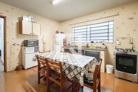 Casa à venda com 280m², 2 quartos e 2 vagasCozinha