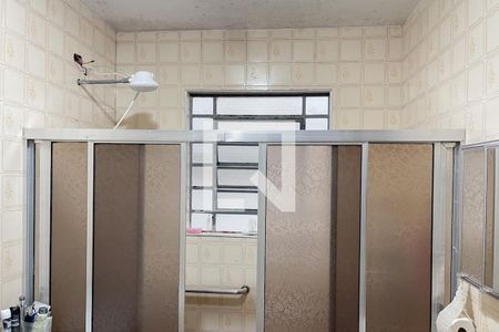 Casa à venda com 280m², 2 quartos e 2 vagasBanheiro Social