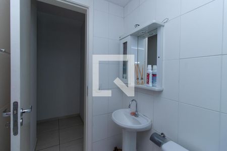 Apartamento à venda com 51m², 2 quartos e sem vaga Apartamento à venda com 51m², 2 quartos e sem vagaBanheiro