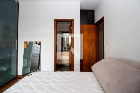 Apartamento à venda com 130m², 4 quartos e 4 vagas Apartamento à venda com 130m², 4 quartos e 4 vagasQuarto 2