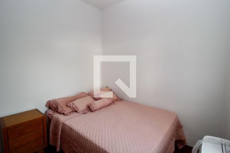 Apartamento à venda com 130m², 4 quartos e 4 vagas Apartamento à venda com 130m², 4 quartos e 4 vagasQuarto