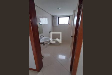 Apartamento para alugar com 200m², 3 quartos e 3 vagas Apartamento para alugar com 200m², 3 quartos e 3 vagasBanheiro 3