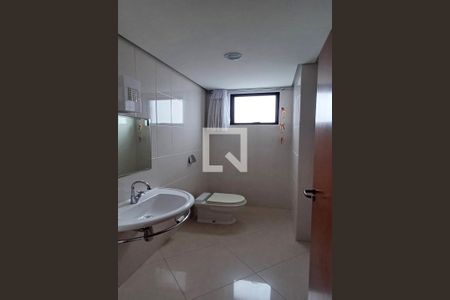 Apartamento para alugar com 200m², 3 quartos e 3 vagas Apartamento para alugar com 200m², 3 quartos e 3 vagasBanheiro 3
