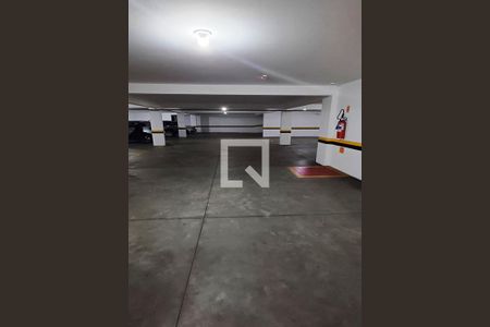 Apartamento para alugar com 200m², 3 quartos e 3 vagas Apartamento para alugar com 200m², 3 quartos e 3 vagasGaragem