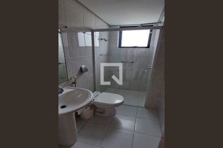 Apartamento para alugar com 200m², 3 quartos e 3 vagas Apartamento para alugar com 200m², 3 quartos e 3 vagasBanheiro 2