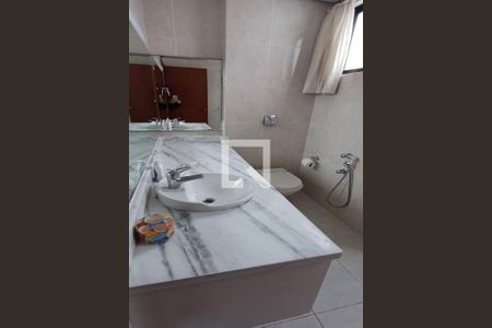 Apartamento para alugar com 200m², 3 quartos e 3 vagas Apartamento para alugar com 200m², 3 quartos e 3 vagasBanheiro 1