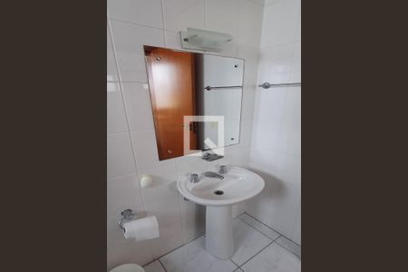 Apartamento para alugar com 200m², 3 quartos e 3 vagas Apartamento para alugar com 200m², 3 quartos e 3 vagasBanheiro 2