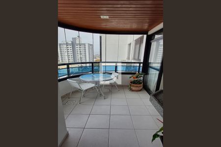 Apartamento para alugar com 200m², 3 quartos e 3 vagas Apartamento para alugar com 200m², 3 quartos e 3 vagasSacada da sala