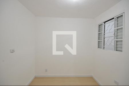 Quarto  de casa para alugar com 2 quartos, 70m² em Vila Dorna, São Paulo