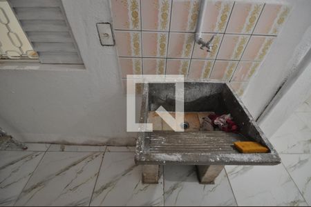 Casa para alugar com 70m², 2 quartos e sem vagaÁrea e Serviço