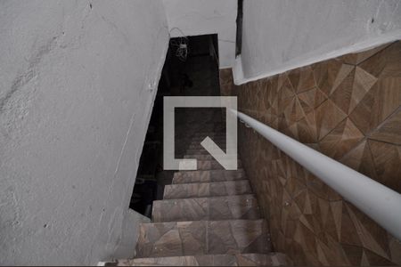 Casa para alugar com 70m², 2 quartos e sem vagaEscada de Acesso