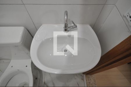 Casa para alugar com 70m², 2 quartos e sem vagaBanheiro Social