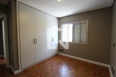 Apartamento à venda com 115m², 3 quartos e 2 vagasQuarto 2
