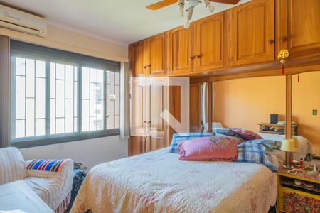 Casa à venda com 275m², 6 quartos e 4 vagasQuarto 2 - Casa 2