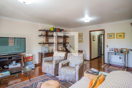 Casa à venda com 275m², 6 quartos e 4 vagasSala - Casa 2