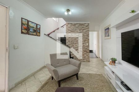 Casa à venda com 170m², 3 quartos e 2 vagasSala