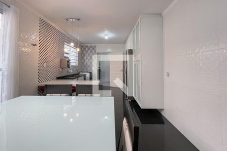 Casa à venda com 170m², 3 quartos e 2 vagasCopa