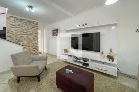 Casa à venda com 170m², 3 quartos e 2 vagasSala